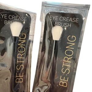 Beauty Essentials Makeup Brush 2 Pc Eye Crease Eyeshadow‎ Brush Black White NEW